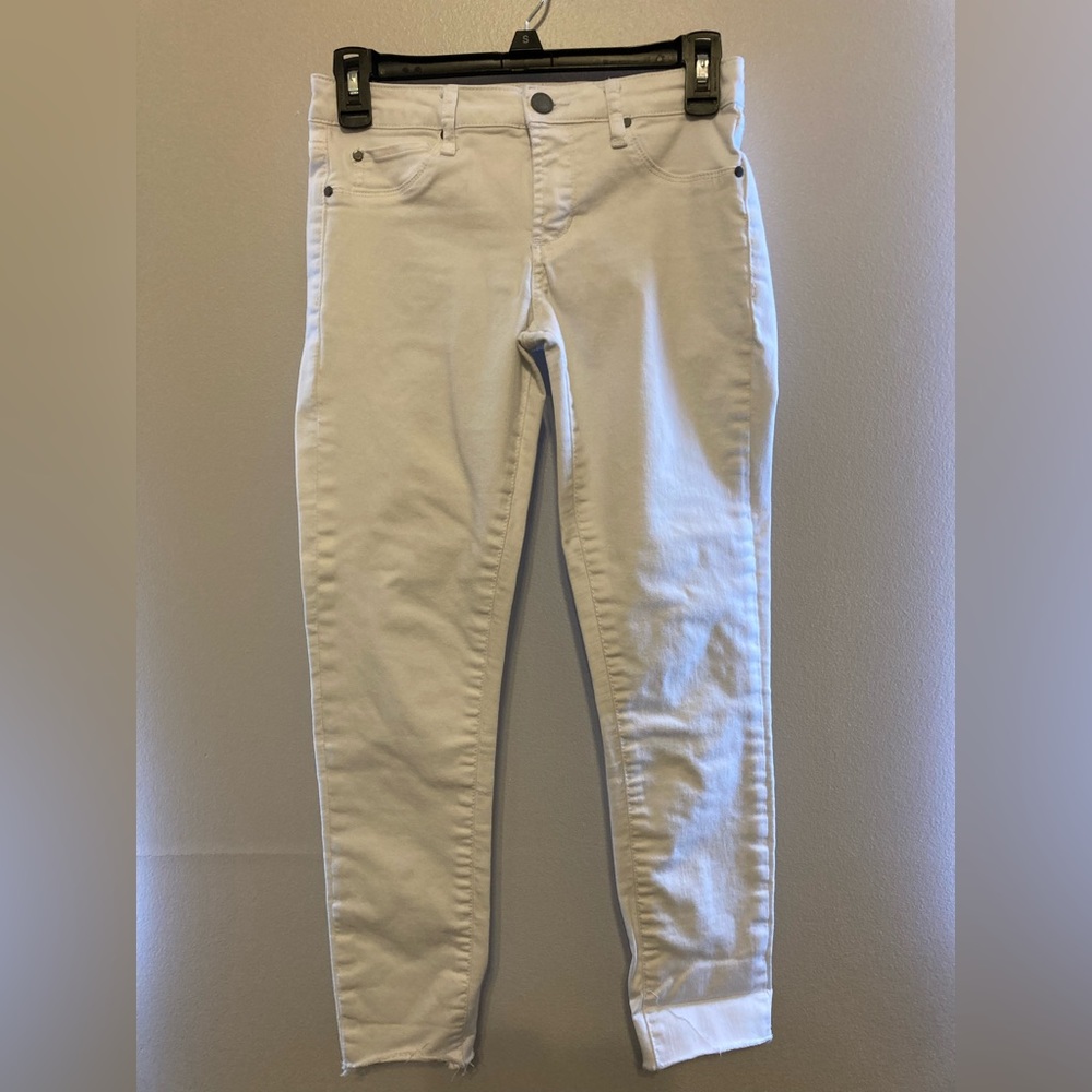 Articles of Society White Crop Skinny Jeans: Carly-Pearl